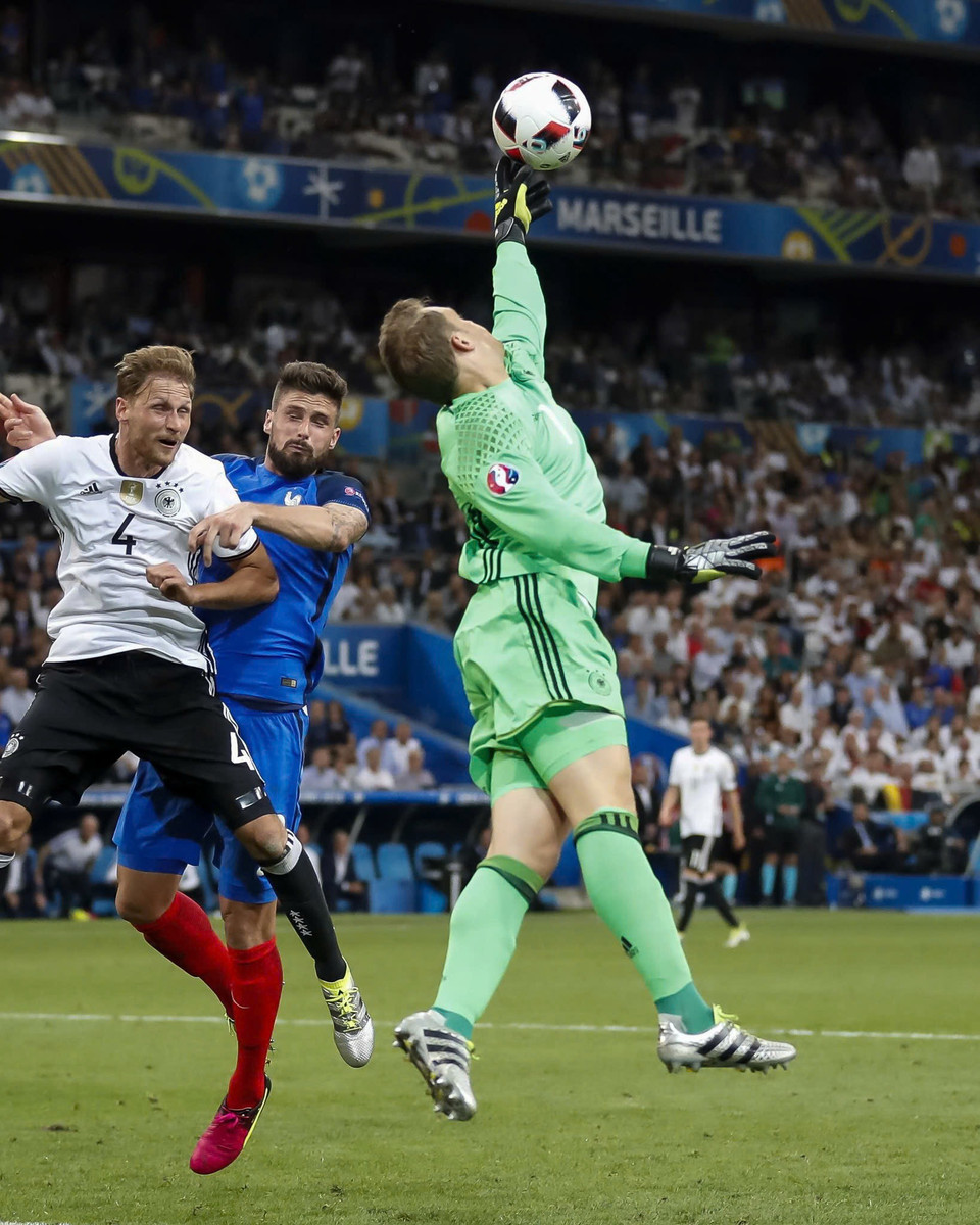 Pha ngăn cản tại EURO 2016. (Nguồn: DFB)