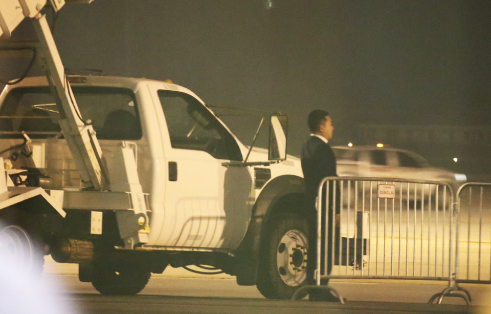 Tổng thống Mỹ Donald Trump dự kiến sẽ đặt chân xuống sân bay Nội Bài vào khoảng 20 giờ tối nay, 26/2. (Ảnh: PV/Vietnam+)