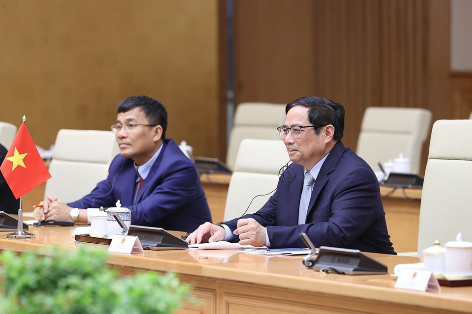 Thủ tướng Phạm Minh Chính phát biểu tại buổi tiếp Chủ tịch Quốc hội Singapore Tan Chuan-Jin. (Ảnh: Dương Giang/TTXVN)