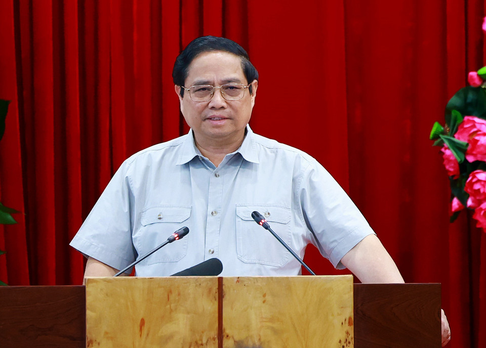 Thủ tướng Phạm Minh Chính phát biểu kết luận buổi làm việc với lãnh đạo tỉnh Bình Dương. (Ảnh: Dương Giang/TTXVN)