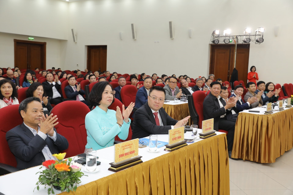 Các đại biểu tham dự chương trình. (Ảnh: Minh Quyết/TTXVN)