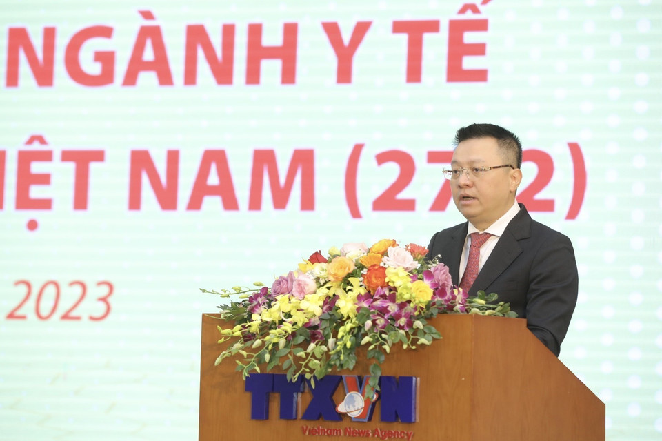 Ông Lê Quốc Minh, Tổng Biên tập Báo Nhân Dân phát biểu khai mạc. (Ảnh: Minh Quyết/TTXVN)