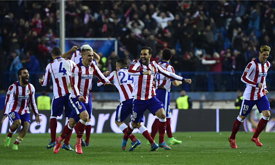 Atletico Madrid đã vượt qua Leverkusen sau màn "đấu súng" căng thẳng.