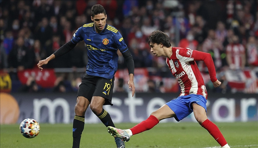 Atletico (áo sọc) tiếc nuối khi để cho Manchester United cầm hòa 1-1 tại sân nhà. (Nguồn: Getty Images)