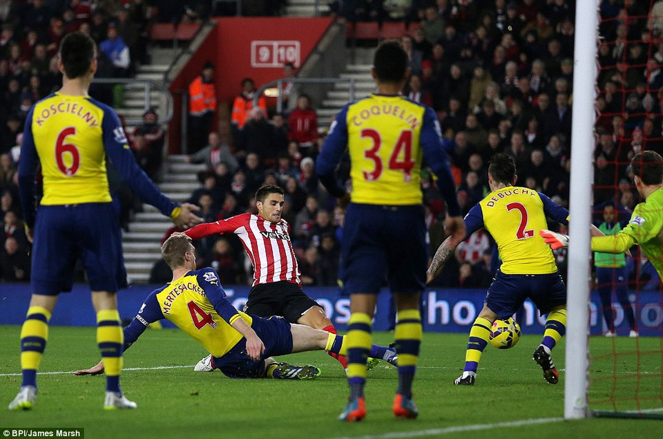 ... nhưng, Southampton mới là đội bóng chơi tốt