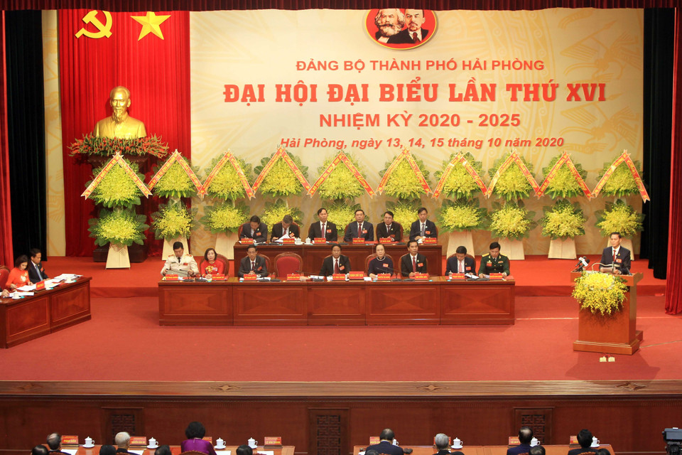 Đoàn Chủ tịch Đại hội. (Ảnh: An Đăng/TTXVN)