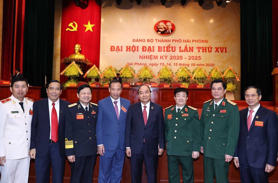 Thủ tướng Nguyễn Xuân Phúc với các đại biểu dự Đại hội. (Ảnh: Thống Nhất/TTXVN)