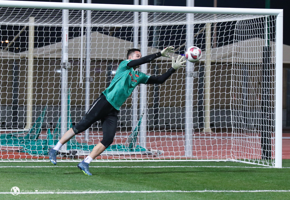 Thủ thành Nguyễn Filip bắt nhịp rất nhanh với tuyển Việt Nam. (Nguồn: VFF)