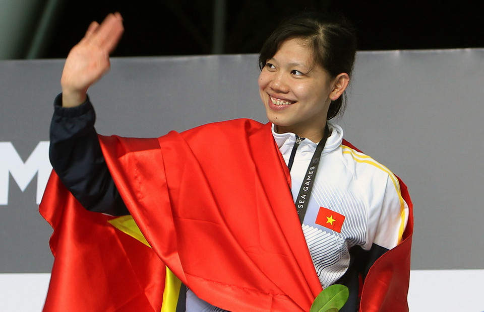 Niềm vui của Ánh Viên. (Ảnh: Quốc Khánh/TTXVN)