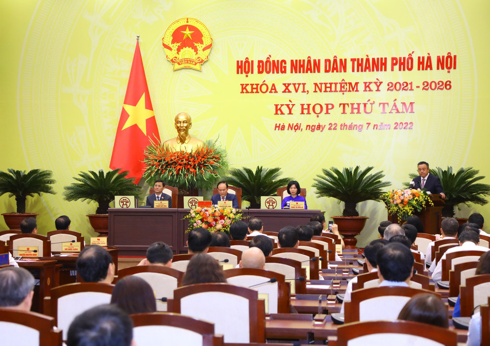 Quang cảnh kỳ họp thứ tám, khóa XVI, nhiệm kỳ 2021-2026 (kỳ họp chuyên đề) của Hội đồng Nhân dân thành phố Hà Nội để xem xét, bầu chức danh Chủ tịch Ủy ban Nhân dân thành phố Hà Nội. (Ảnh: Văn Điệp/TTXVN)