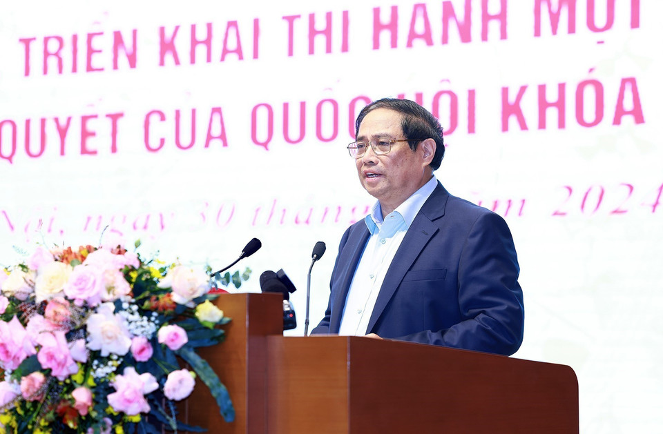 Thủ tướng Phạm Minh Chính chủ trì Hội nghị quán triệt, triển khai thi hành một số Luật, Nghị quyết của Quốc hội khóa 15. (Ảnh: Dương Giang/TTXVN)