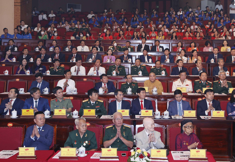 Các đại biểu dự Lễ kỷ niệm 110 năm ngày sinh Tổng Bí thư Nguyễn Văn Cừ (9/7/1912-9/7/2022). (Ảnh: Thống Nhất/TTXVN)