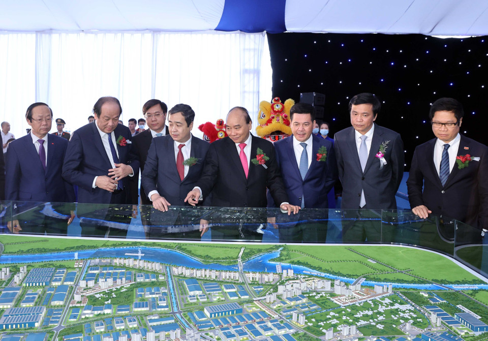 Thủ tướng Nguyễn Xuân Phúc dự Lễ động thổ dự án đầu tư xây dựng và kinh doanh kết cấu hạ tầng khu công nghiệp Liên Hà Thái-Khu kinh tế Thái Bình. (Nguồn: TTXVN)