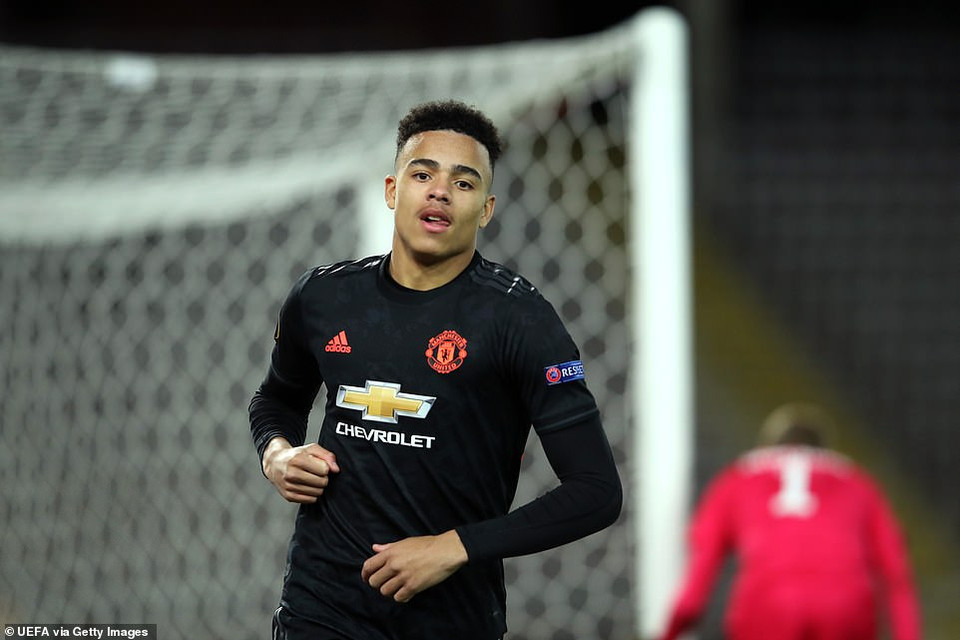 Và trong thời gian đá bù giờ, đội khách còn có thêm 2 bàn của Mason Greenwood...