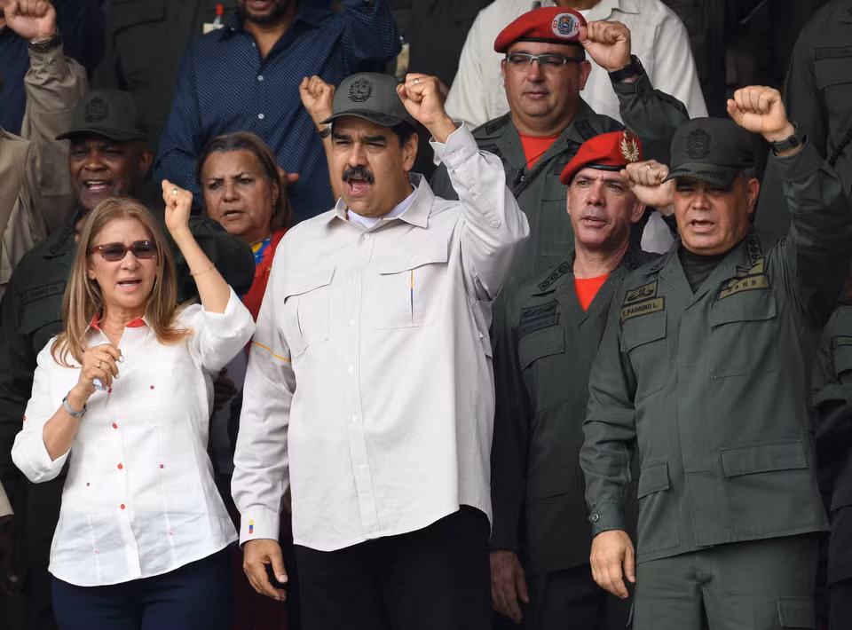 Ngày 26/6/2019, Chính phủ Venezuela thông báo vừa phá vỡ một âm mưu đảo chính mới của phe đối lập với sự hậu thuẫn từ bên ngoài, trong đó có cả kế hoạch sát hại các quan chức cấp cao của Chính phủ như Tổng thống Nicolas Maduro cùng phu nhân, Chủ tịch Quốc hội lập hiến Diosdado Cabello. (Ảnh: AFP/TTXVN)