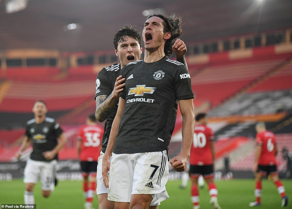 Edinson Cavani đã sắm vai người hùng với một cú đúp và một đường chuyền thành bàn giúp Manchester United ngược dòng kịch tính 3-2 trước Southampton. (Nguồn: Reuters)