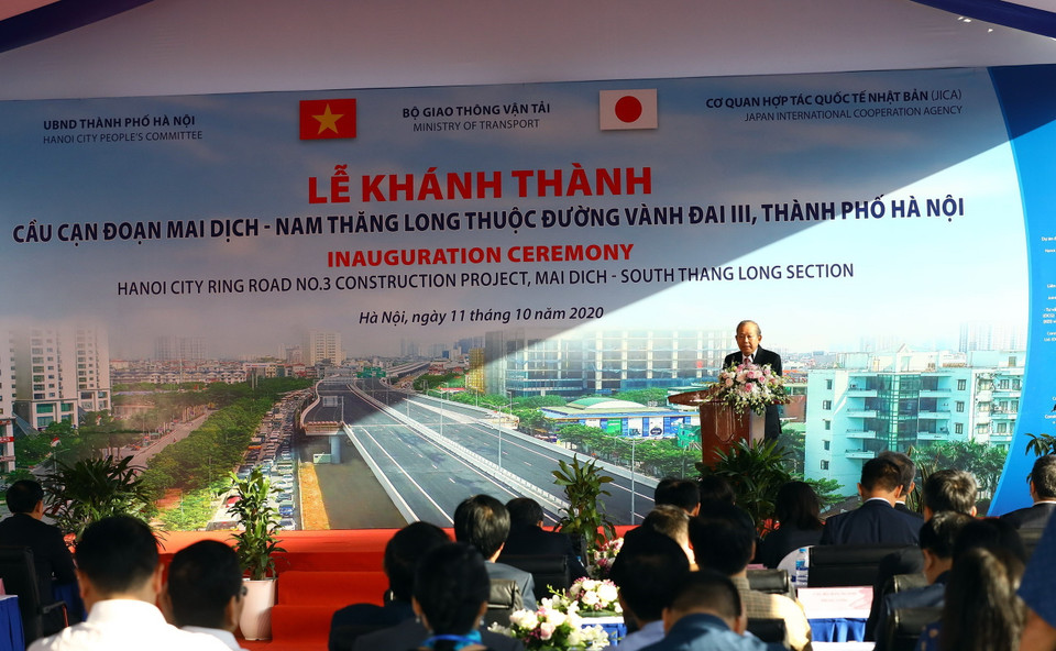 Phó Thủ tướng Thường trực Trương Hòa Bình phát biểu. (Ảnh: Huy Hùng/TTXVN)