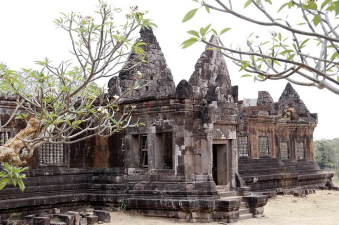 Cấu trúc của các khu đền ở đây đều được làm từ đá, có kết cấu hết sức vững chắc. (Ảnh: Phạm Kiên/Vietnam+)