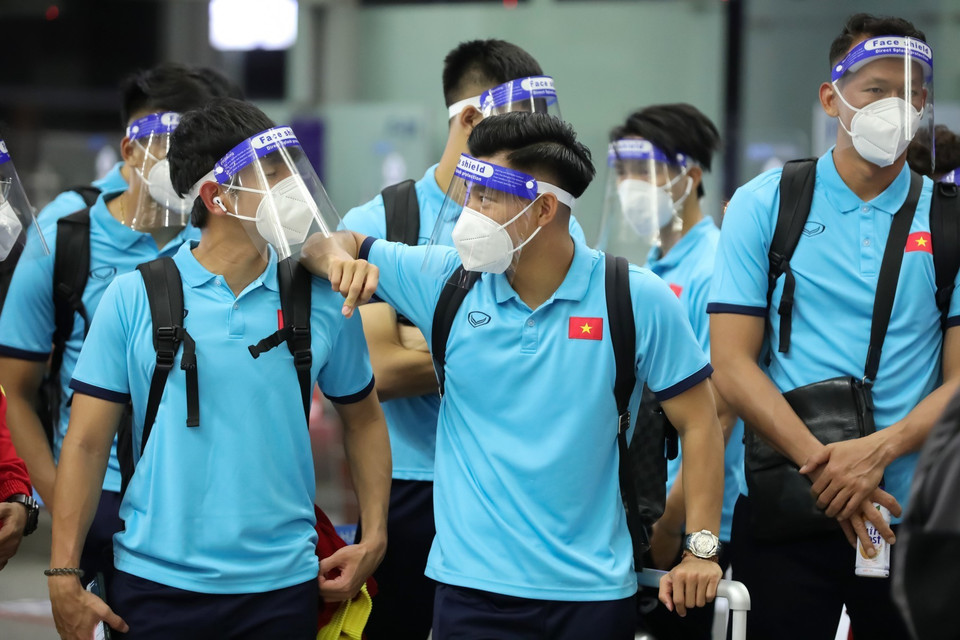 Những khoảnh khắc vui vẻ, thể hiện tâm lý thoải mái của Văn Thanh và Hồng Duy. (Ảnh: Thành Đạt/TTXVN)