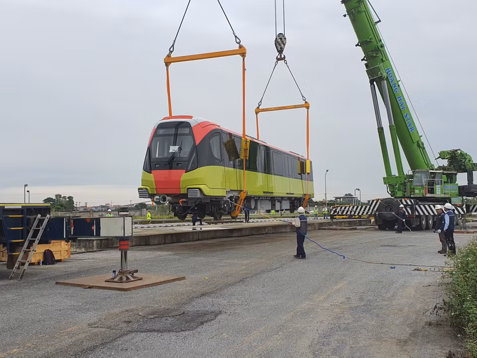 Ban Quản lý đường sắt đô thị Hà Nội sẽ đưa tàu lên nhà ga trên cao S1 để quản lý, trưng bày cho người dân tham quan vào tháng 11/2020. (Ảnh: MRB cung cấp)