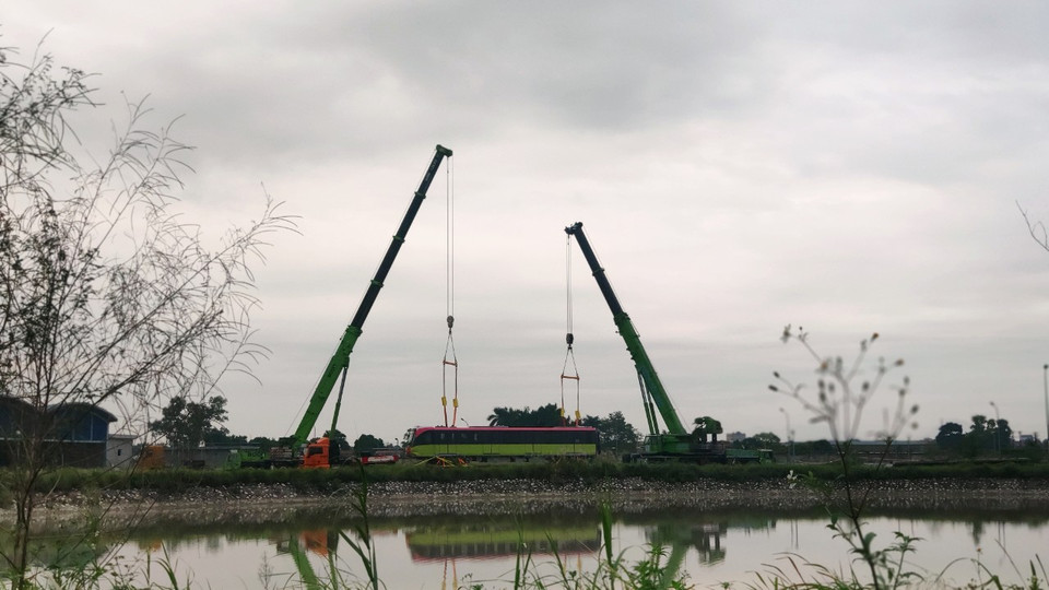 Dự án sẽ sử dụng 10 đoàn tàu vận hành liên tục trên đường sắt khổ tiêu chuẩn (1.435 mm), thân xe sử dụng vật liệu hợp kim nhôm có trọng lượng nhẹ, tuổi thọ cao, được chế tạo tại Pháp. (Ảnh: MRB cung cấp)