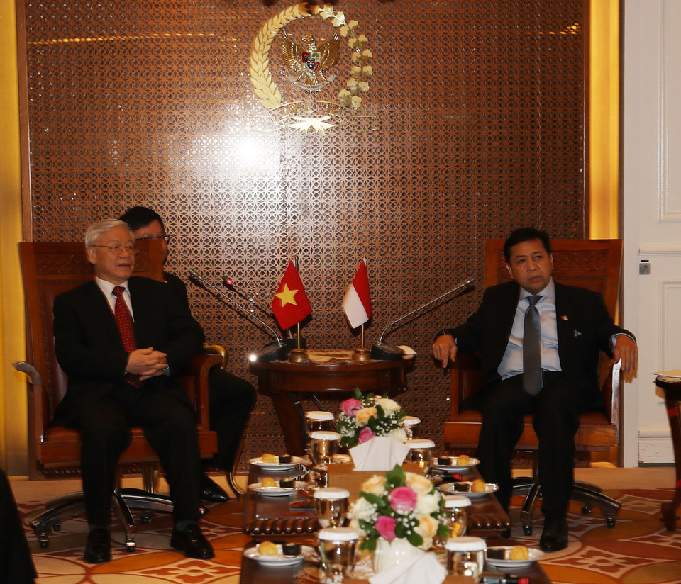 Tổng Bí thư Nguyễn Phú Trọng hội kiến với Chủ tịch Hội đồng Đại biểu Nhân dân Indonesia (DPR- Hạ viện) Setya Novanto. (Ảnh: Trí Dũng/TTXVN)
