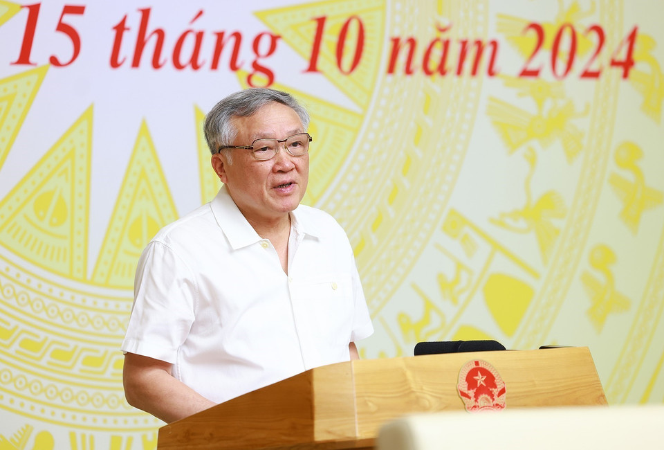 Phó Thủ tướng Thường trực Nguyễn Hoà Bình báo cáo một số dự thảo luật trình tại Kỳ họp thứ 8, Quốc hội khóa XV. (Ảnh: Dương Giang/TTXVN)