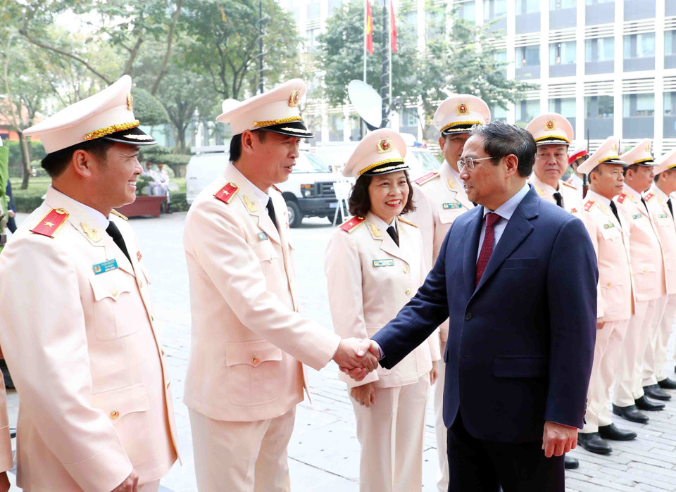 Sáng 9/1, tại Hà Nội, Thủ tướng Chính phủ Phạm Minh Chính dự lễ kỷ niệm 75 năm Ngày truyền thống lực lượng Hậu cần-Kỹ thuật Công an Nhân dân (25/1/1948-25/1/2023). (Ảnh: Phạm Kiên/TTXVN)