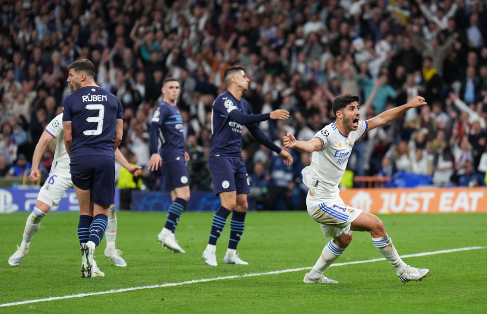 ...mang đến hy vọng cho Real bởi trận đấu còn đến 6 phút bù giờ. (Nguồn: Getty Images)