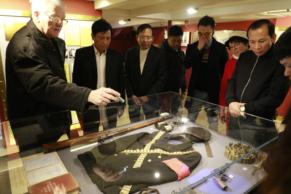 Quân phục chiến đấu tiêu chuẩn của thủy thủ tàu Rạng Đông thời Liên Xô. (Ảnh: Trần Hiếu/Vietnam+)