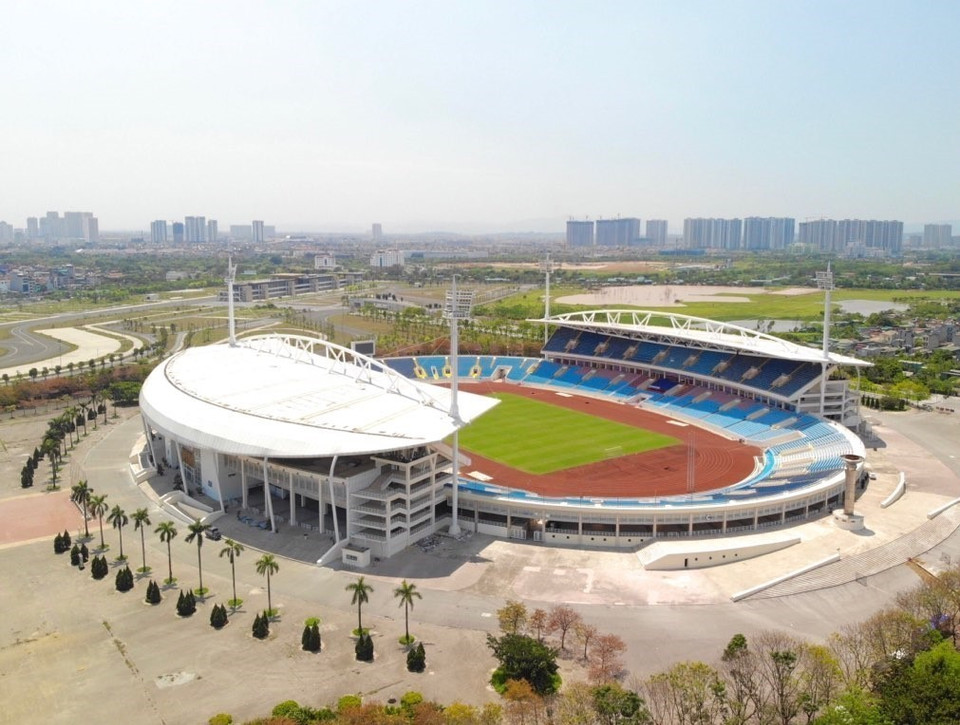 Việc thi công nâng cấp, sửa chữa cơ sở vật chất, thay thế, lắp đặt mới trang thiết bị tại sân Mỹ Đình đã cơ bản hoàn thành. (Ảnh: Hoàng Hiếu/TTXVN)