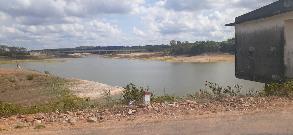 Hồ Suối Rao, xã Suối Rao, huyện Châu Đức, tỉnh Bà Rịa-Vũng Tàu nhiều hạng mục xuống cấp. (Ảnh: TTXVN)