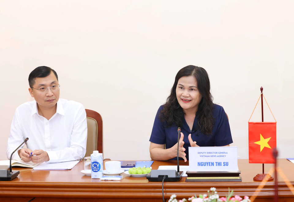 Bà Nguyễn Thị Sự, Phó Tổng Giám đốc Thông tấn xã Việt Nam phát biểu tại buổi làm việc. (Ảnh: Phương Hoa/TTXVN)