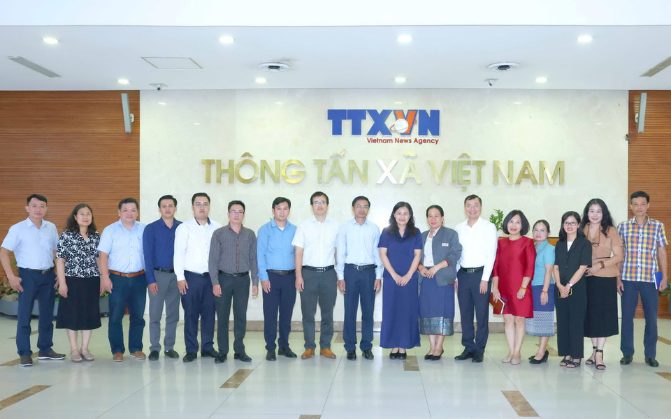 Các đại biểu tại buổi làm việc. (Ảnh: Phương Hoa/TTXVN)