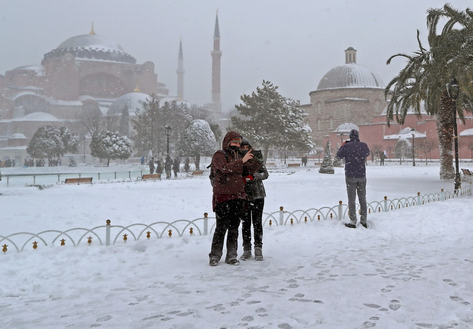 Tuyết phủ trắng xóa ở Istanbul, Thổ Nhĩ Kỳ ngày 7/1. (Nguồn: EPA/TTXVN)