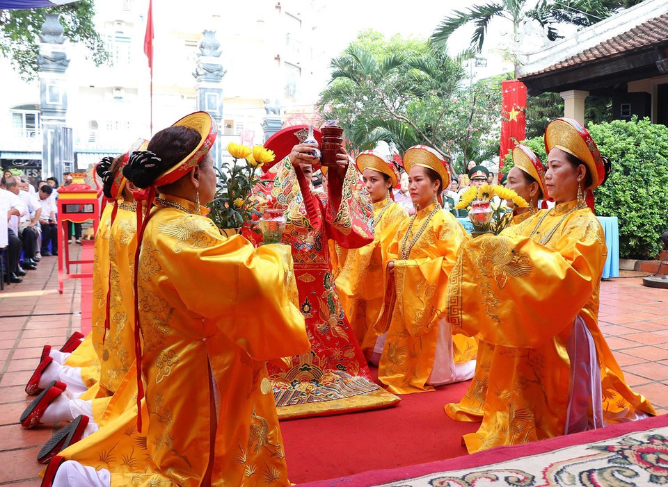 Sáng 14/4/2019 (tức mùng 10/3 âm lịch), Ủy ban Nhân dân tỉnh Đắk Lắk tổ chức Lễ giỗ Tổ Hùng Vương tại Đình Lạc Giao, thành phố Buôn Ma Thuột với sự tham gia của đông đảo nhân dân và du khách. (Ảnh: Tuấn Anh/TTXVN)