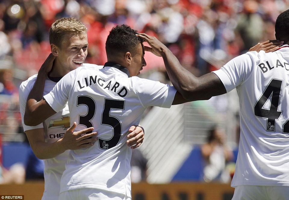 Đến phút 65, Lingard ghi bàn thắng nhân đội tỷ số.