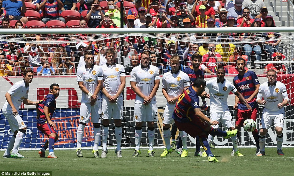 Luis Suarez đã thi đấu năng nổ trong màu áo của Barcelona.