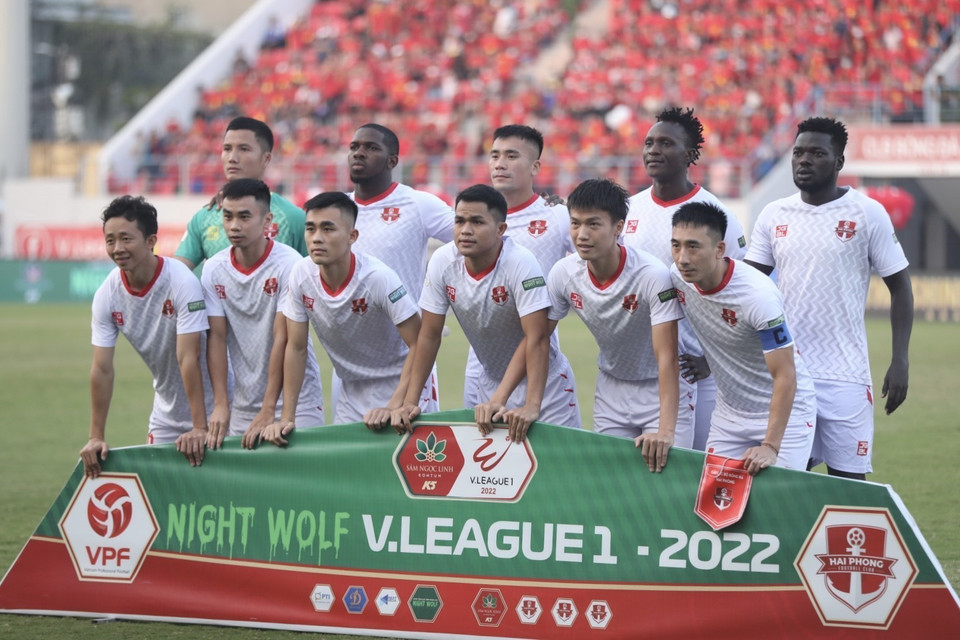 Đội hình ra sân của Hải Phòng. (Ảnh: Minh Quyết/TTXVN)