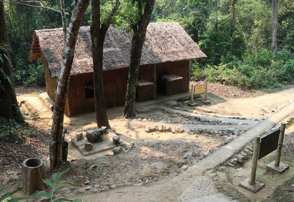 Lán tác chiến Hội trường, nơi diễn ra các hội nghị cán bộ do Đảng ủy và Bộ Chỉ huy Chiến dịch triệu tập. (Ảnh: Xuân Tiến/TTXVN)