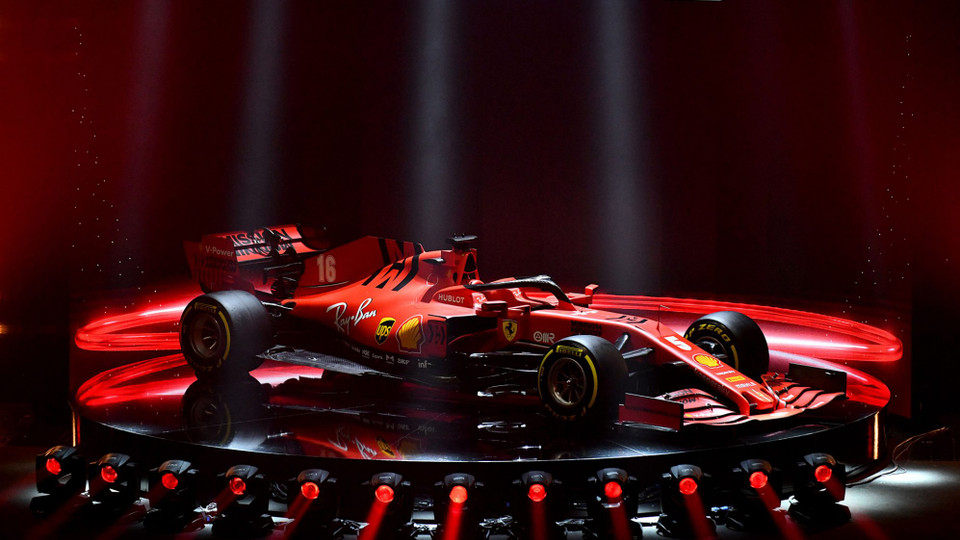 Chiếc SF1000 đánh dấu lần thứ 1.000 đội đua Ferrari tham gia các chặng đua F1. (Nguồn: formula1.com)