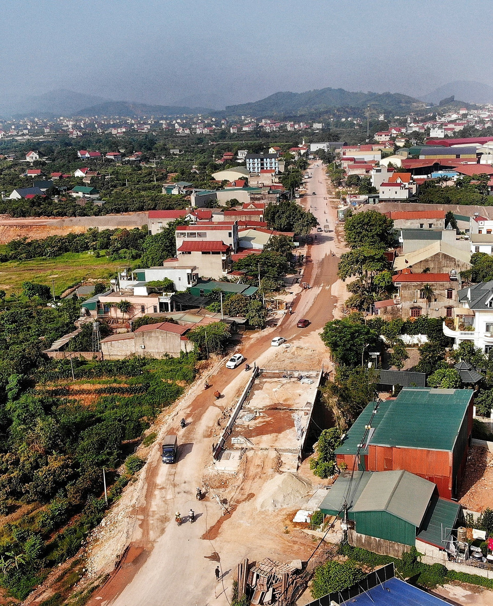 Gói thầu số 12 có 5 cầu, trong đó 4 cầu đã cơ bản hoàn thành. (Ảnh: Danh Lam/TTXVN)