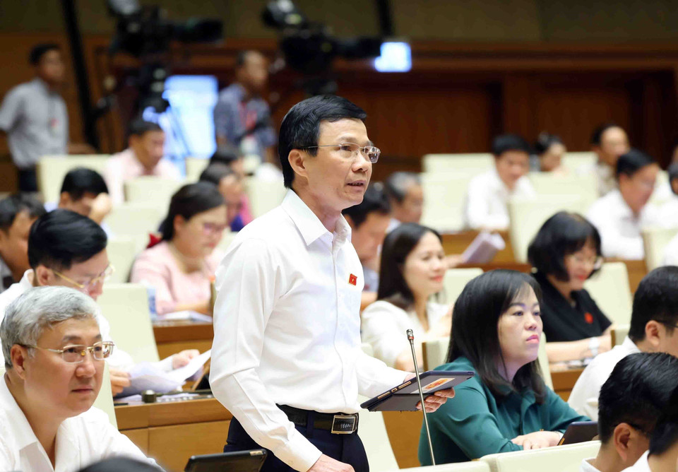 Đại biểu Quốc hội tỉnh Bắc Giang Nguyễn Văn Thi phát biểu. (Ảnh: Phạm Kiên/TTXVN)