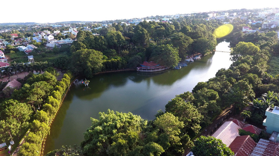  Hồ Đức An ở trung tâm thành phố Pleiku, tỉnh Gia Lai. (Ảnh: Nguyễn Hoài Nam/TTXVN)