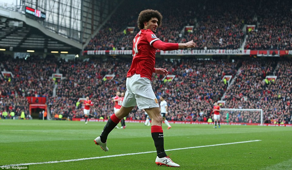 ... mở tỷ số 1-0 cho Quỷ đỏ.