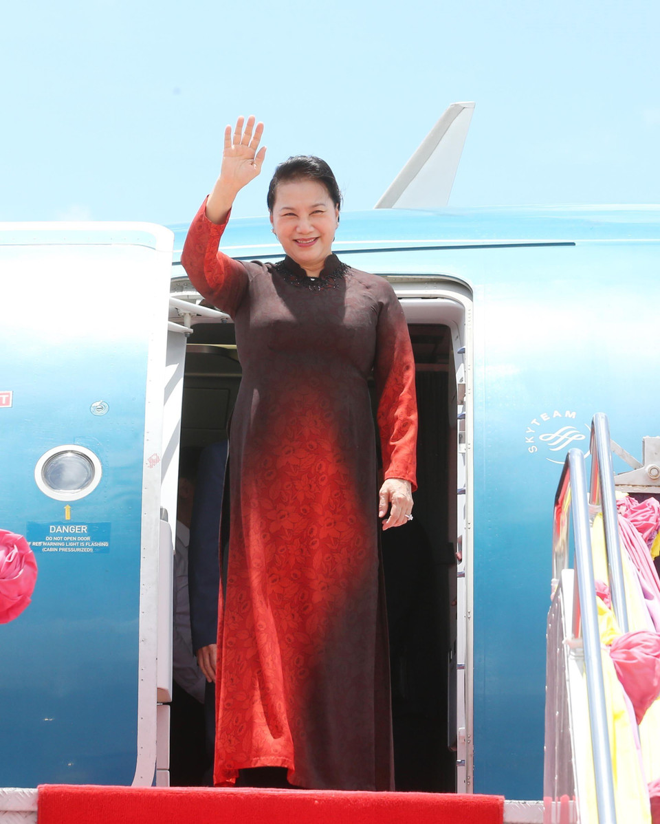 Lễ đón Chủ tịch Quốc hội Nguyễn Thị Kim Ngân tại sân bay quân sự Don Mueang. (Ảnh: Trọng Đức/TTXVN)