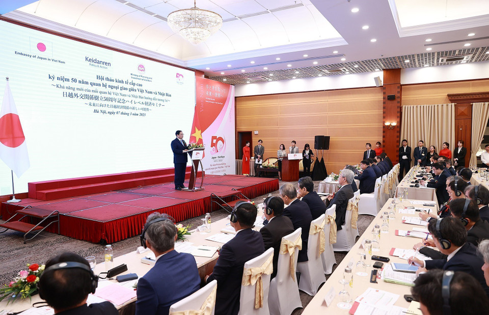 Hội thảo kinh tế cấp cao nhân kỷ niệm 50 năm thiết lập quan hệ ngoại giao giữa Việt Nam-Nhật Bản có chủ đề Khả năng mới của mối quan hệ Việt Nam và Nhật Bản hướng đến tương lai. (Ảnh: Dương Giang/Vietnam+) 