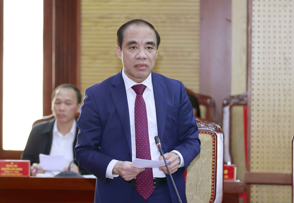 Ông Chẩu Văn Lâm, Ủy viên Trung ương Đảng, Bí thư Tỉnh ủy, Trưởng đoàn đại biểu Quốc hội tỉnh Tuyên Quang phát biểu. (Ảnh: Doãn Tấn/TTXVN)