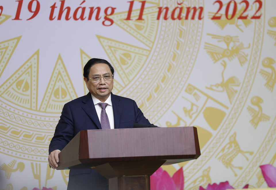 Thủ tướng Phạm Minh Chính phát biểu động viên, chúc mừng các nhà giáo. (Ảnh: Dương Giang/TTXVN)