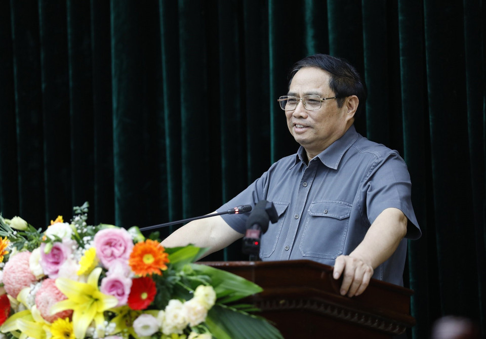 Thủ tướng Phạm Minh Chính phát biểu tại buổi làm việc với lãnh đạo chủ chốt tỉnh Ninh Bình. (Ảnh: Dương Giang/TTXVN)